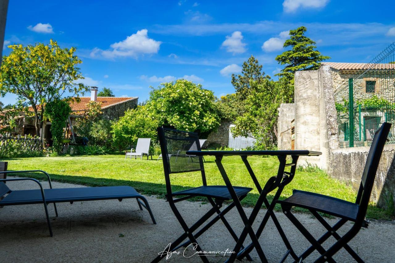 Hotel Logis Du Champ De Mars Puy-Saint-Martin Exterior foto